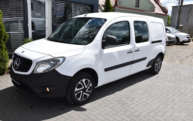 Mercedes-Benz Citan cena 38999 przebieg: 177840, rok produkcji 2015 z Łochów małe 254